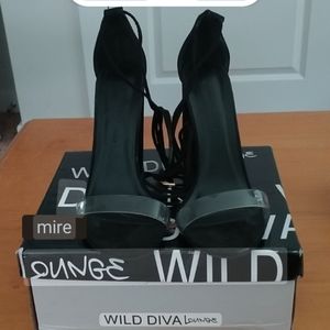 WILD DIVA LOUNGE LEG WRAP SANDAL